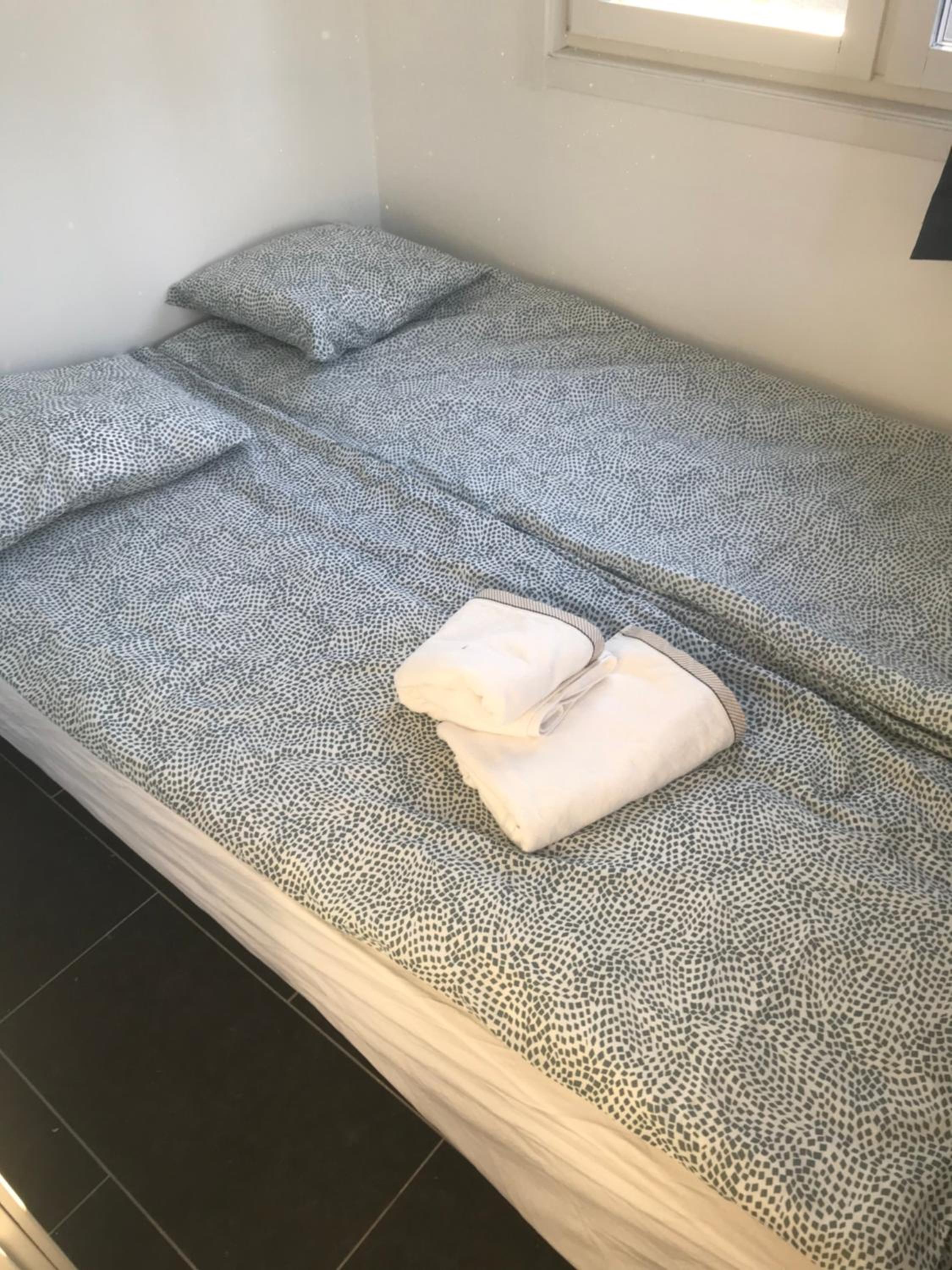 privateroomintheapartment
