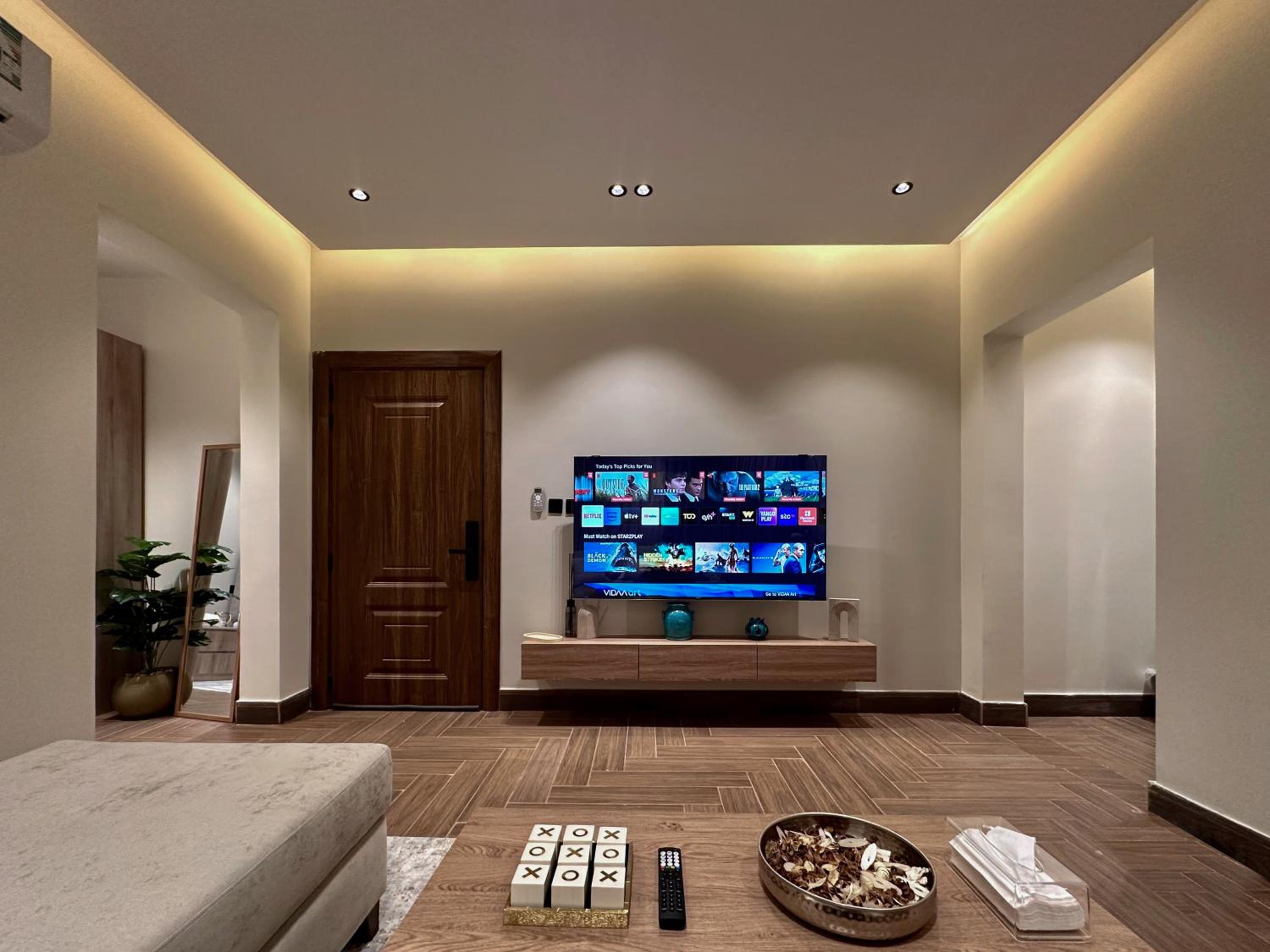 Stylish Cozy Modern 1-Bedroom view 2