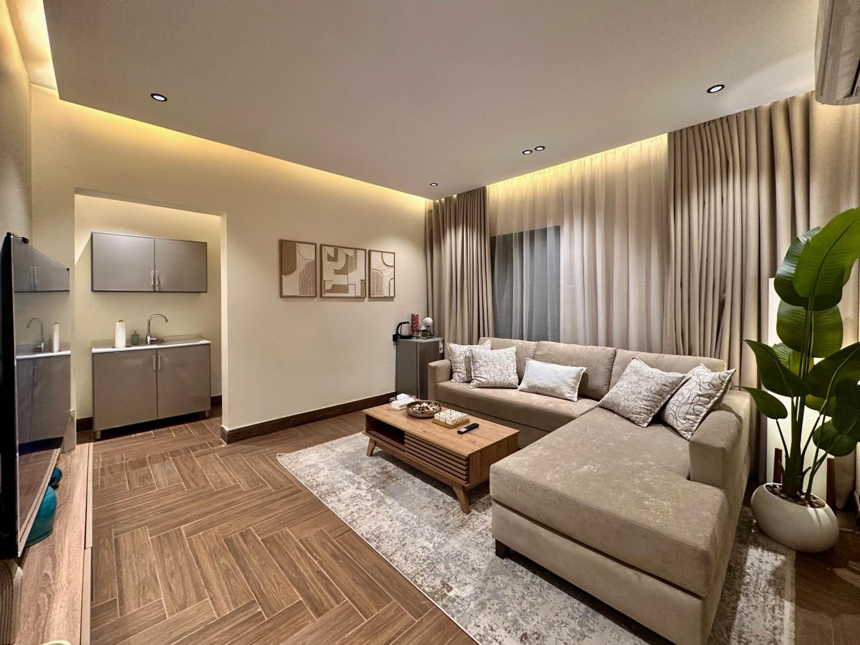 Stylish Cozy Modern 1-Bedroom view 4