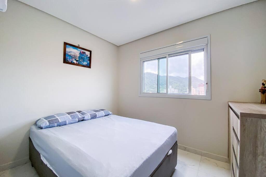 Localização Ideal na Praia de Palmas - 0157