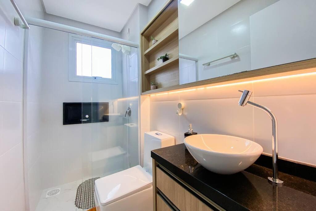 Localização Ideal na Praia de Palmas - 0157