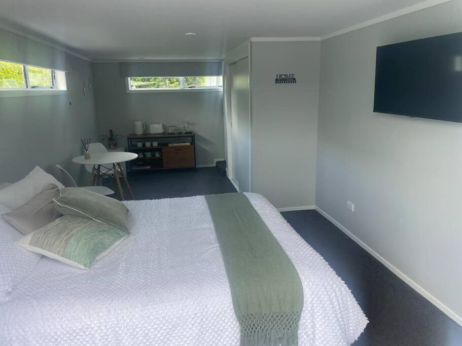The Avenues Hideaway
