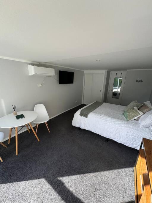 The Avenues Hideaway