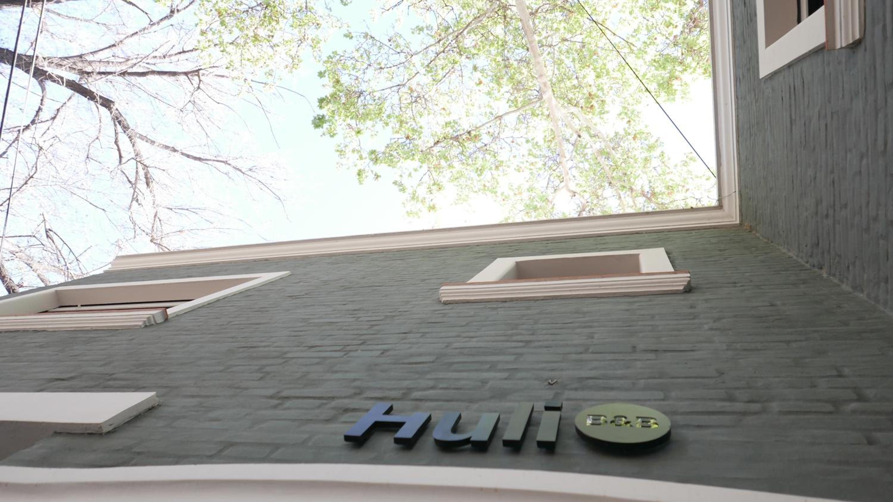 Huli B&B