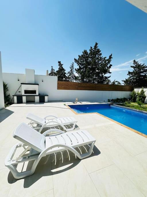 Beautiful Villa with Sea & Pool