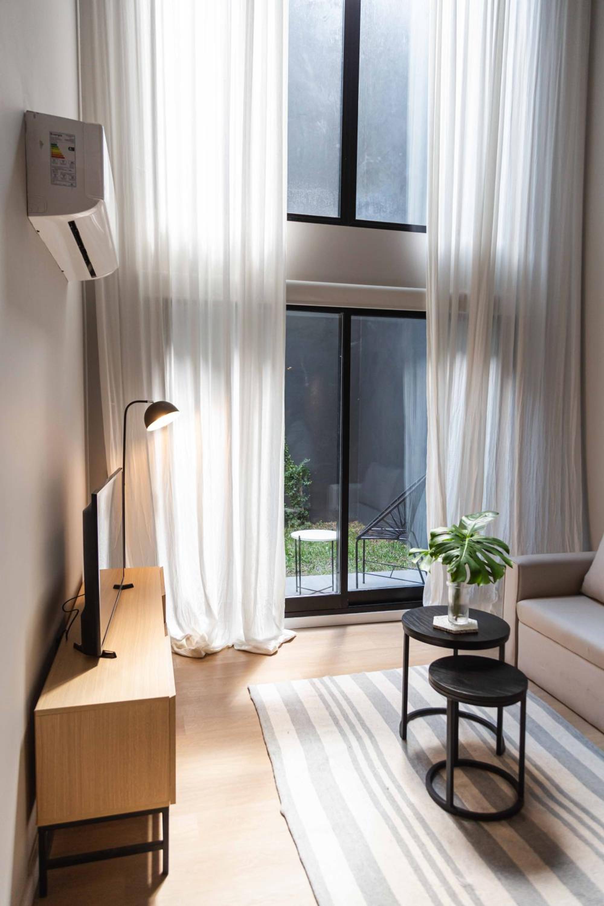 Milenia Soho by iPPA
