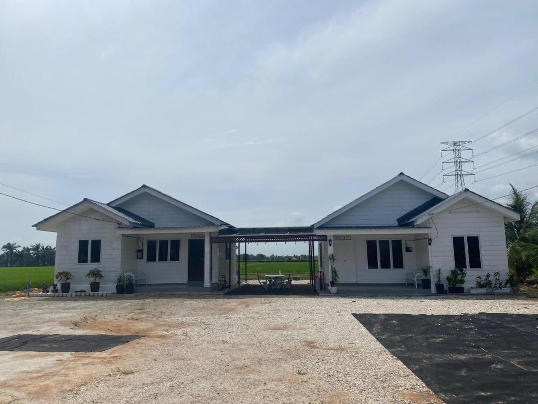 IDAMAN COTTAGE Sekinchan