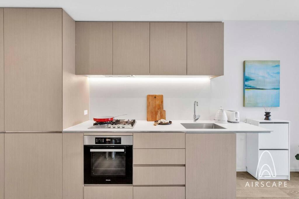 Entire Aus108 Lux Cozy Apt w Incredible View!