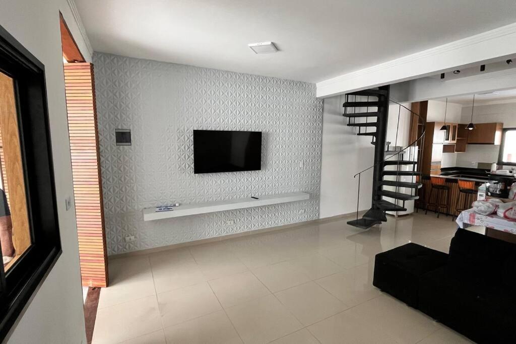 Casa com piscina aquecida 226 São Sebastião , sp