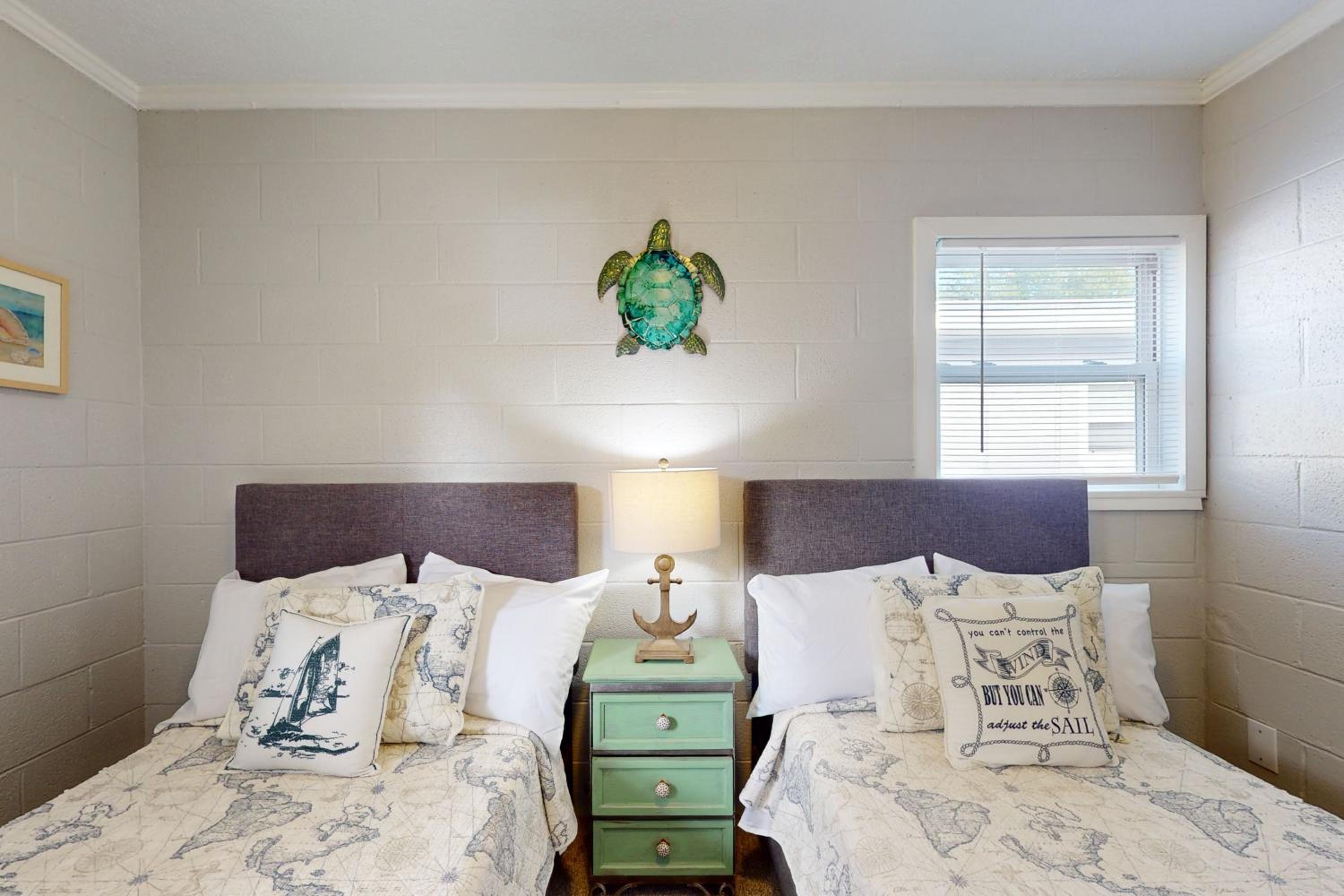 2 Mi to Beach! Wilmington Duplex Near Dining