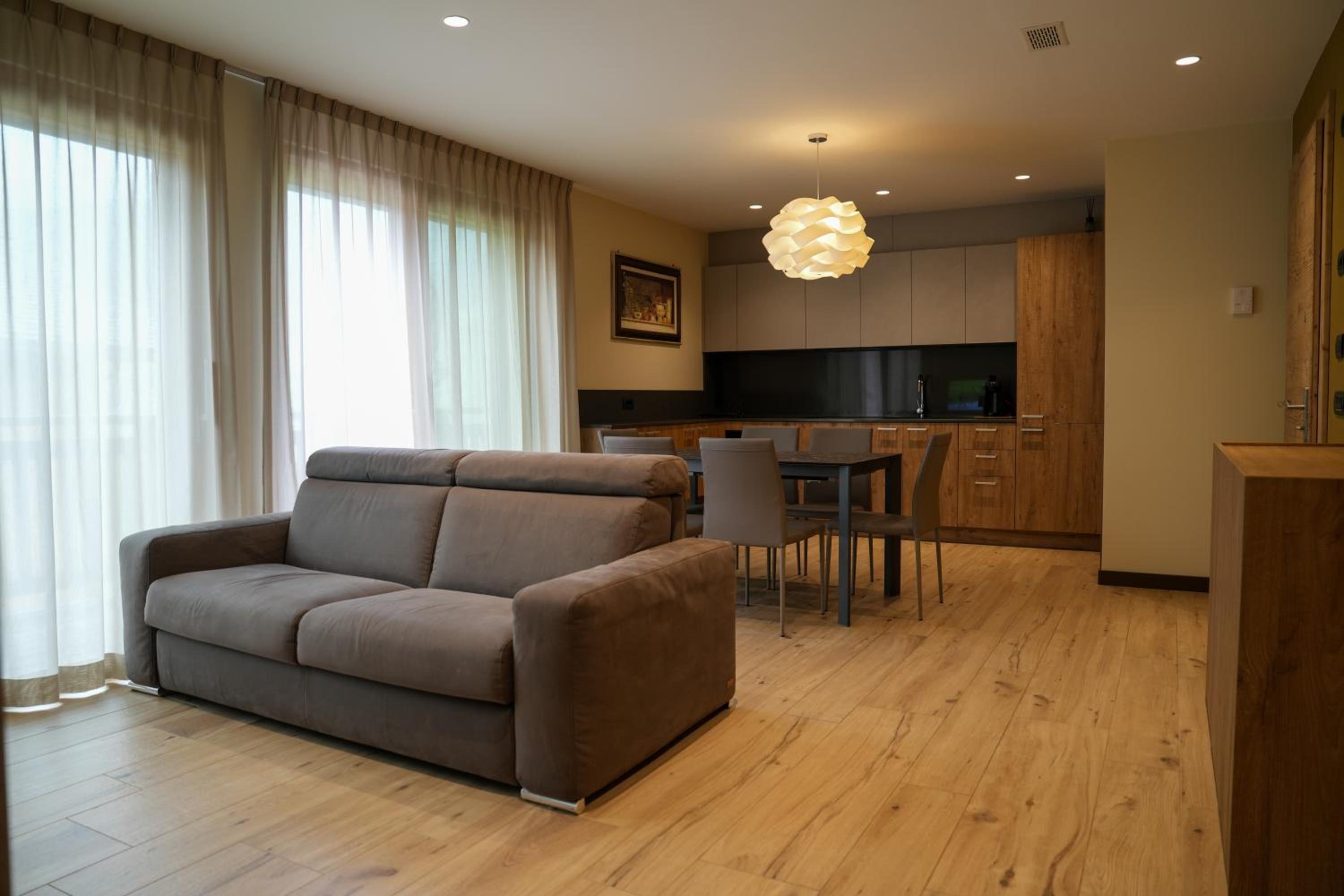 Everest Apartment - Luxury Stay photo 3