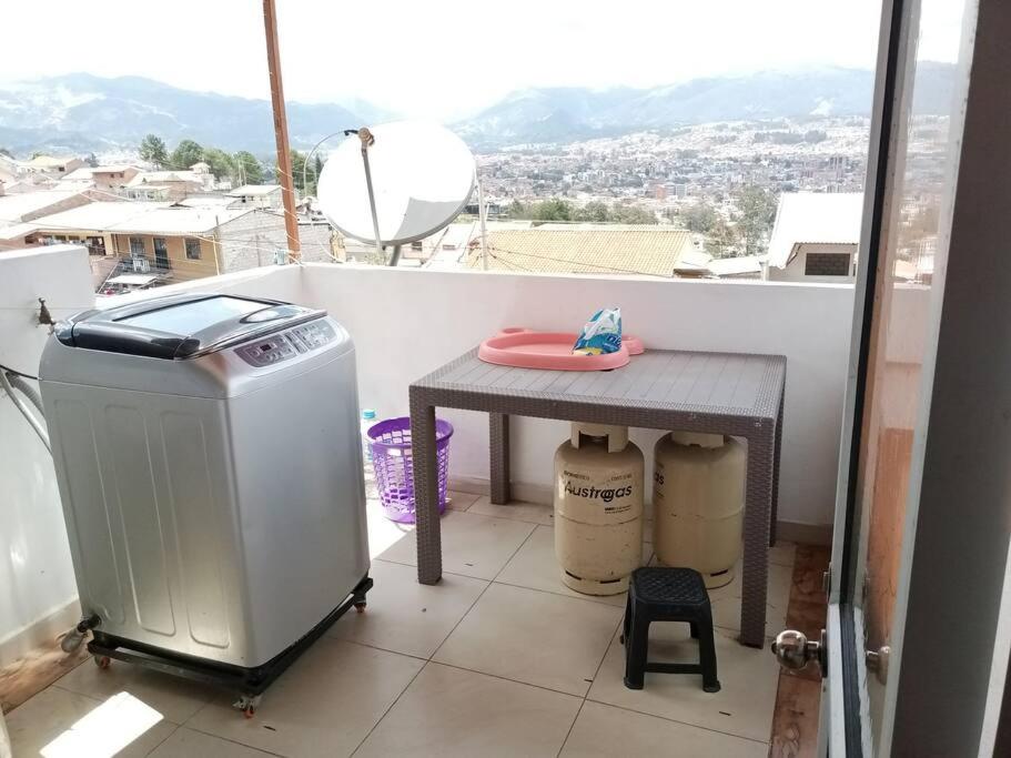 DEPARTAMENTO ENTERO de dos habitaciones con hermosa vista a la ciudad