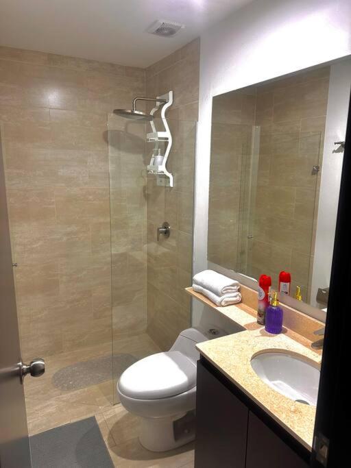 NEW Apt WiFi Sauna Gym at Medellin