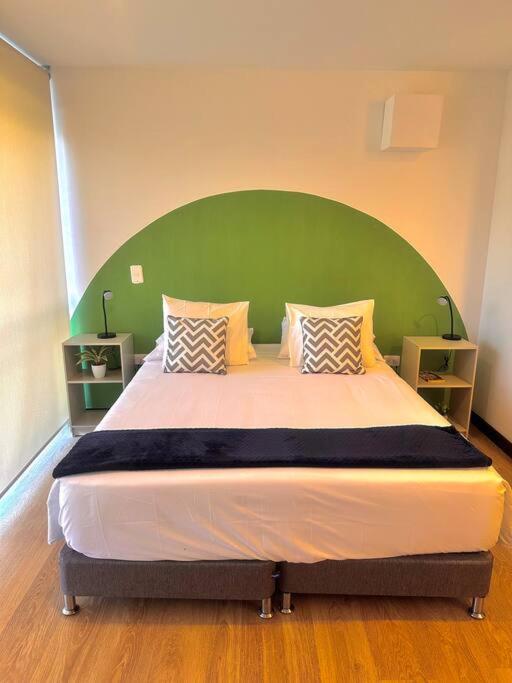 NEW Apt WiFi Sauna Gym at Medellin