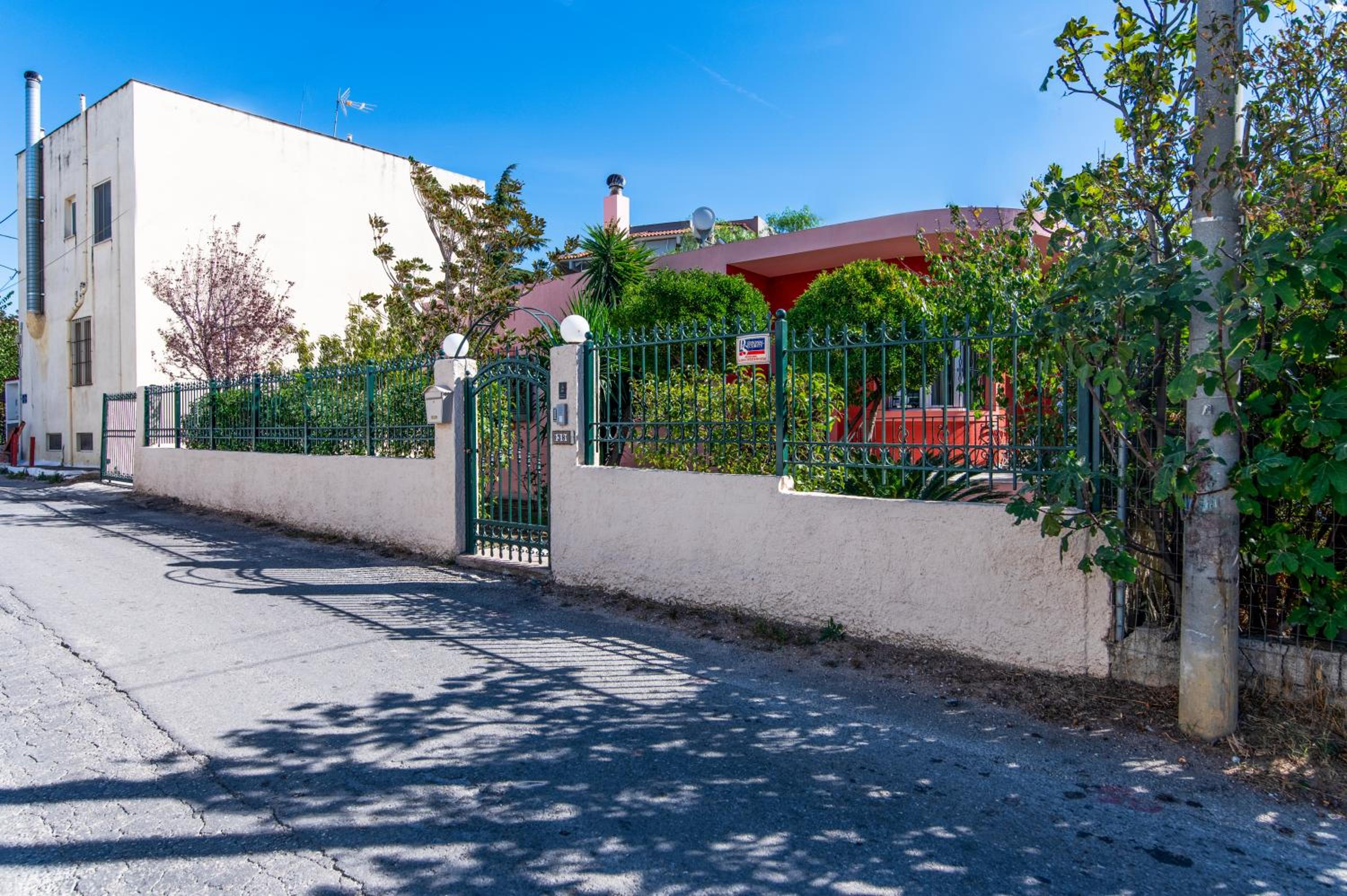 Lovely family garden house