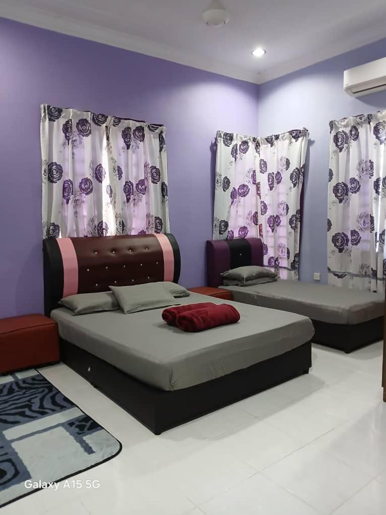 Wardah Homestay Machang photo 7