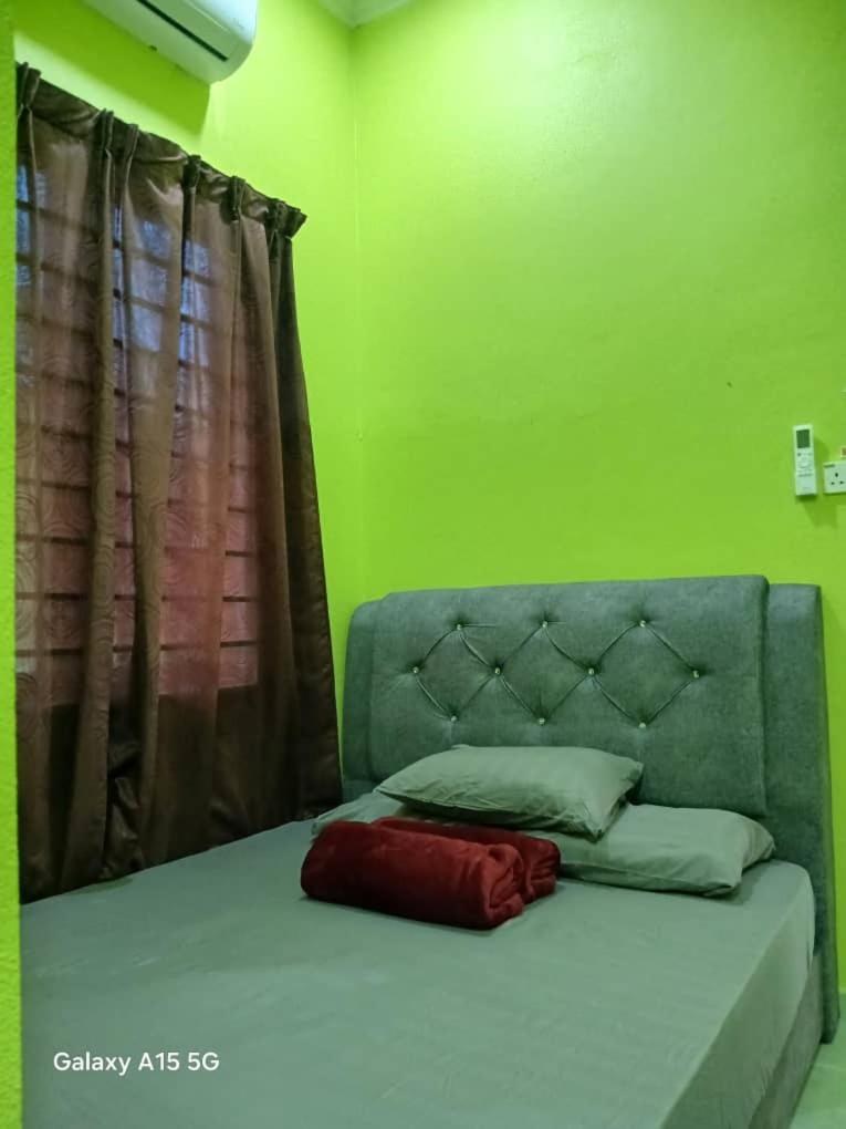 Wardah Homestay Machang photo 5