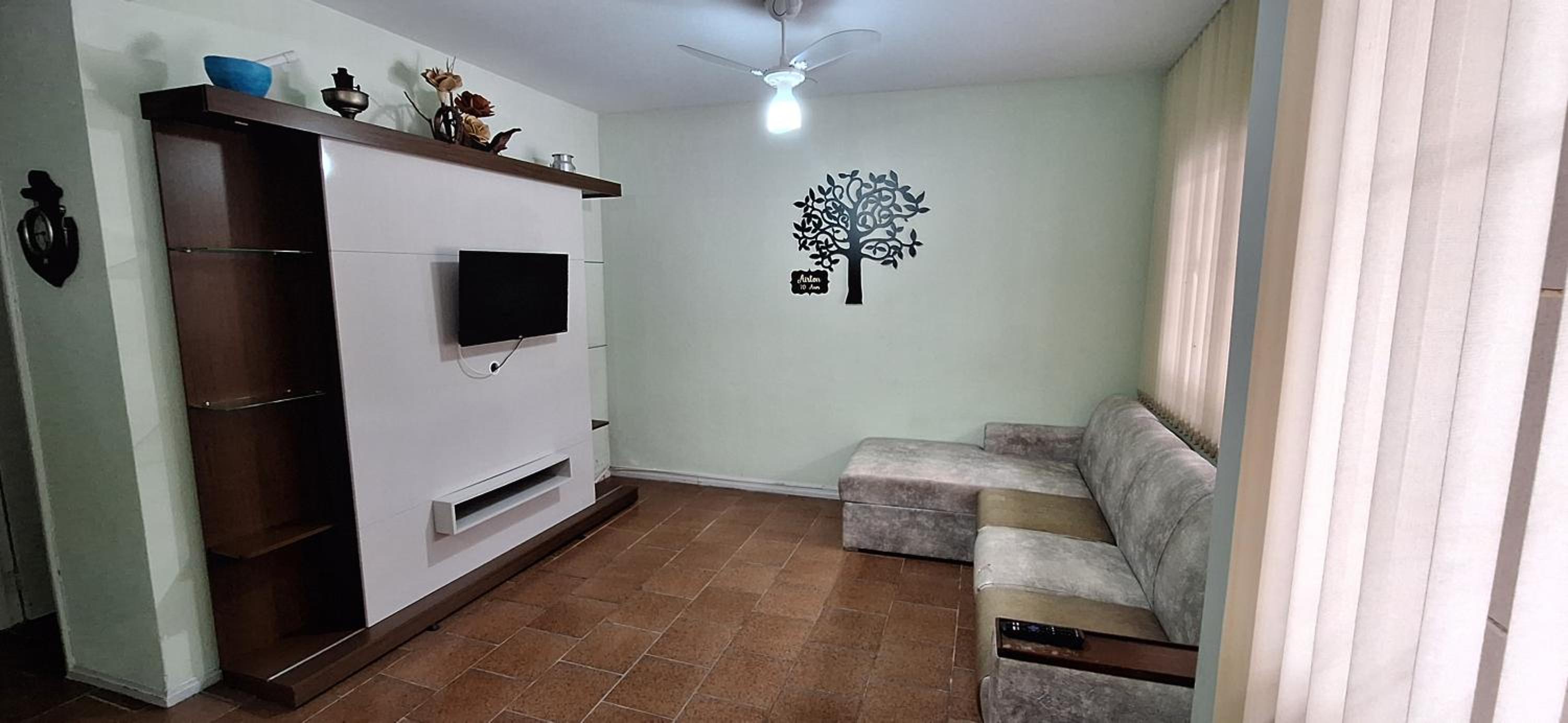 Triplex a 4 quadras da praia