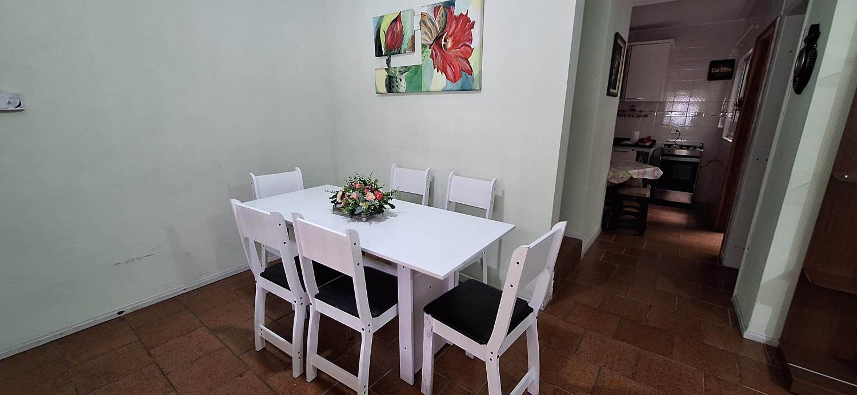 Triplex a 4 quadras da praia
