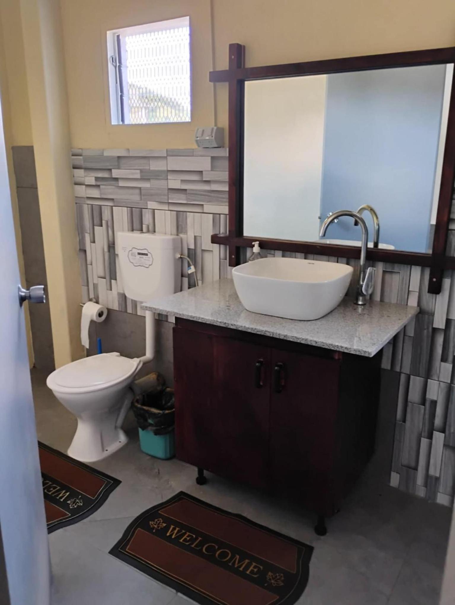 Kings Way Apartments