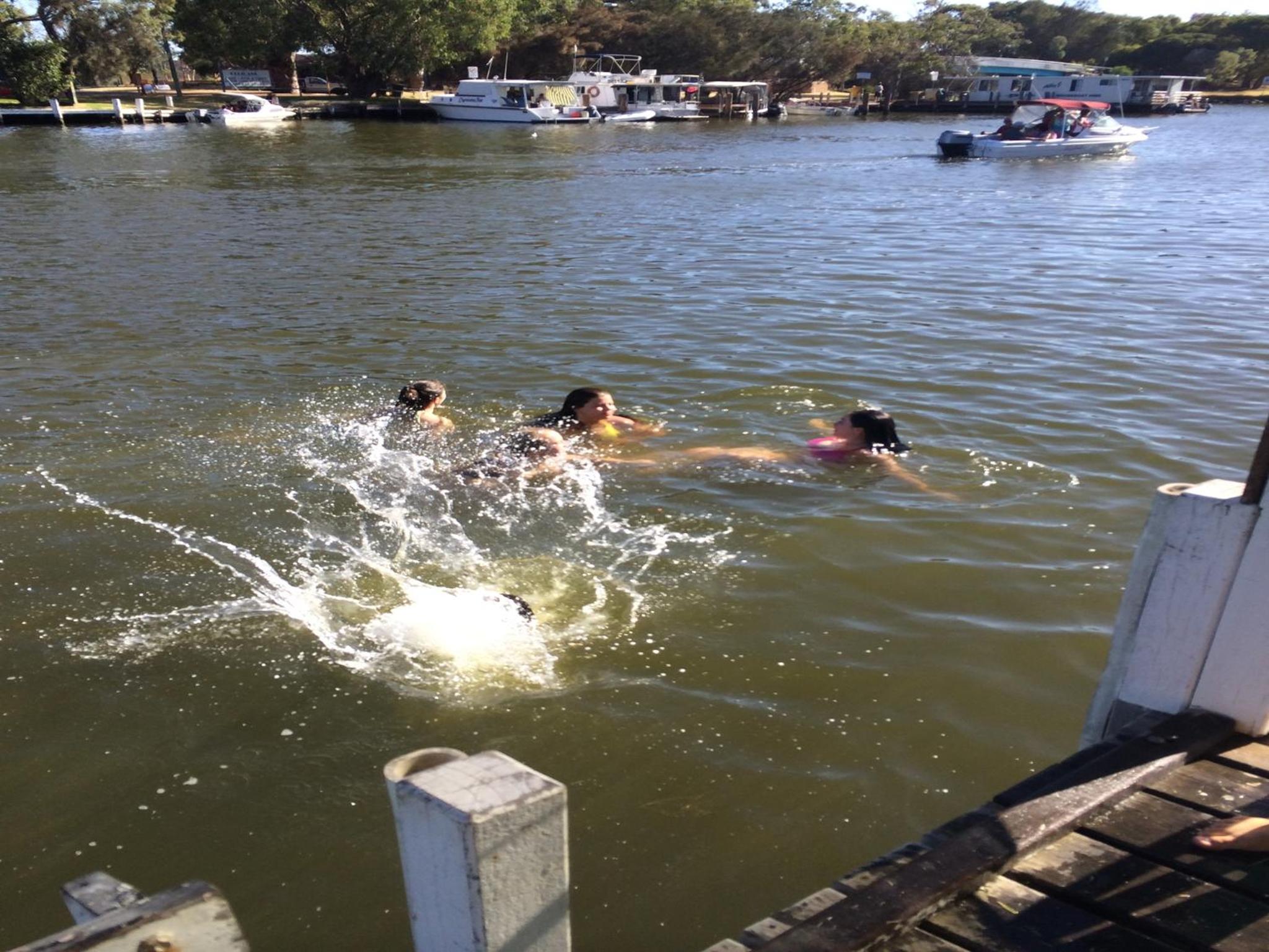 Mandurah Riverfront Holiday Rental