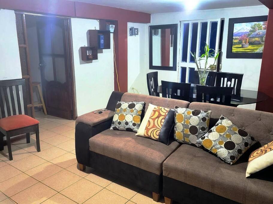 Céntrico departamento familiar