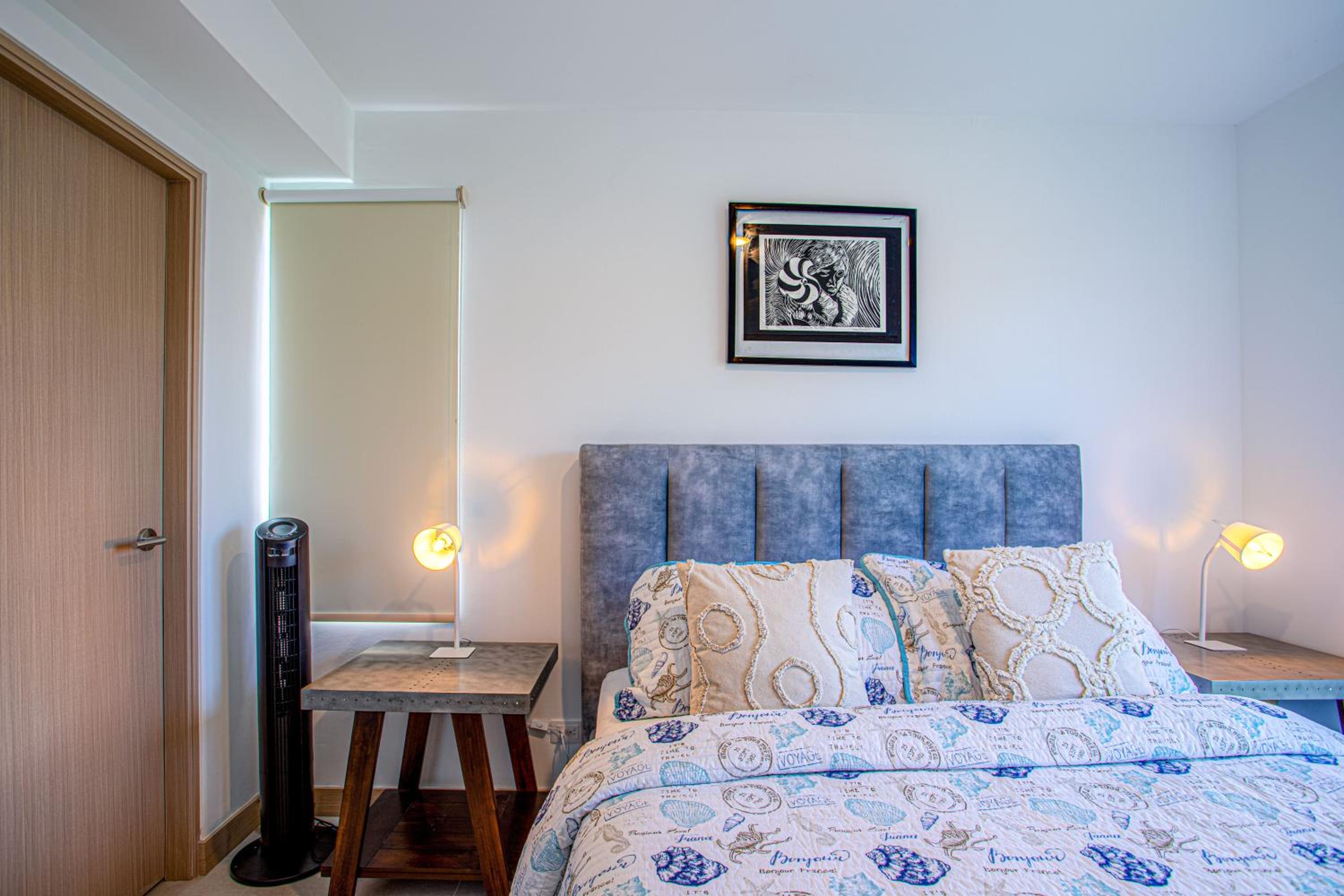 Casago 0102, Stylish Retreat Perfect Balance of Comfort and Adventure