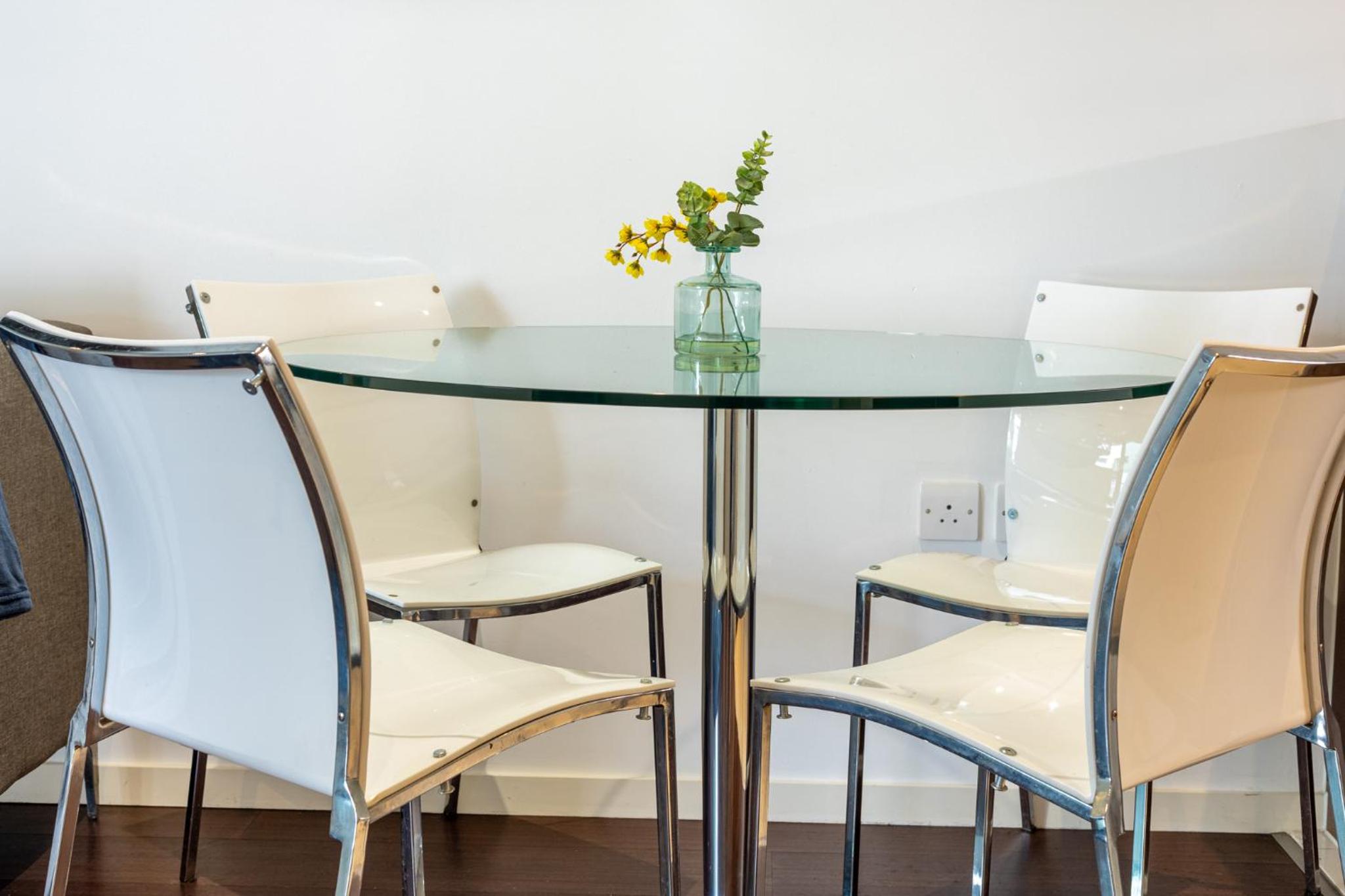 Premium Luxe 1 Bedroom Canary Wharf Apartment