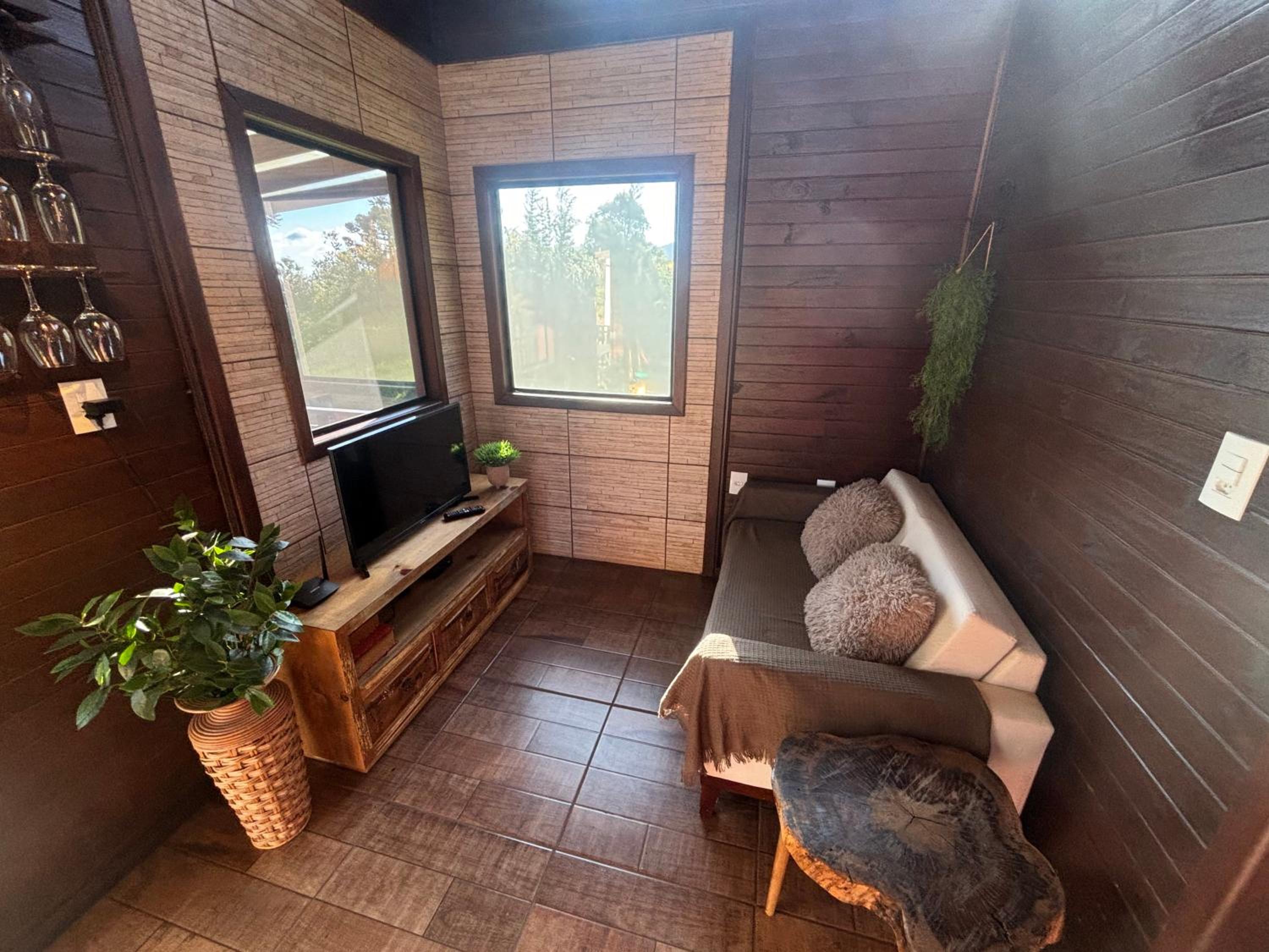 Casas Rainha da Serra - Cozinha, Fogo de Chão e Churrasqueira