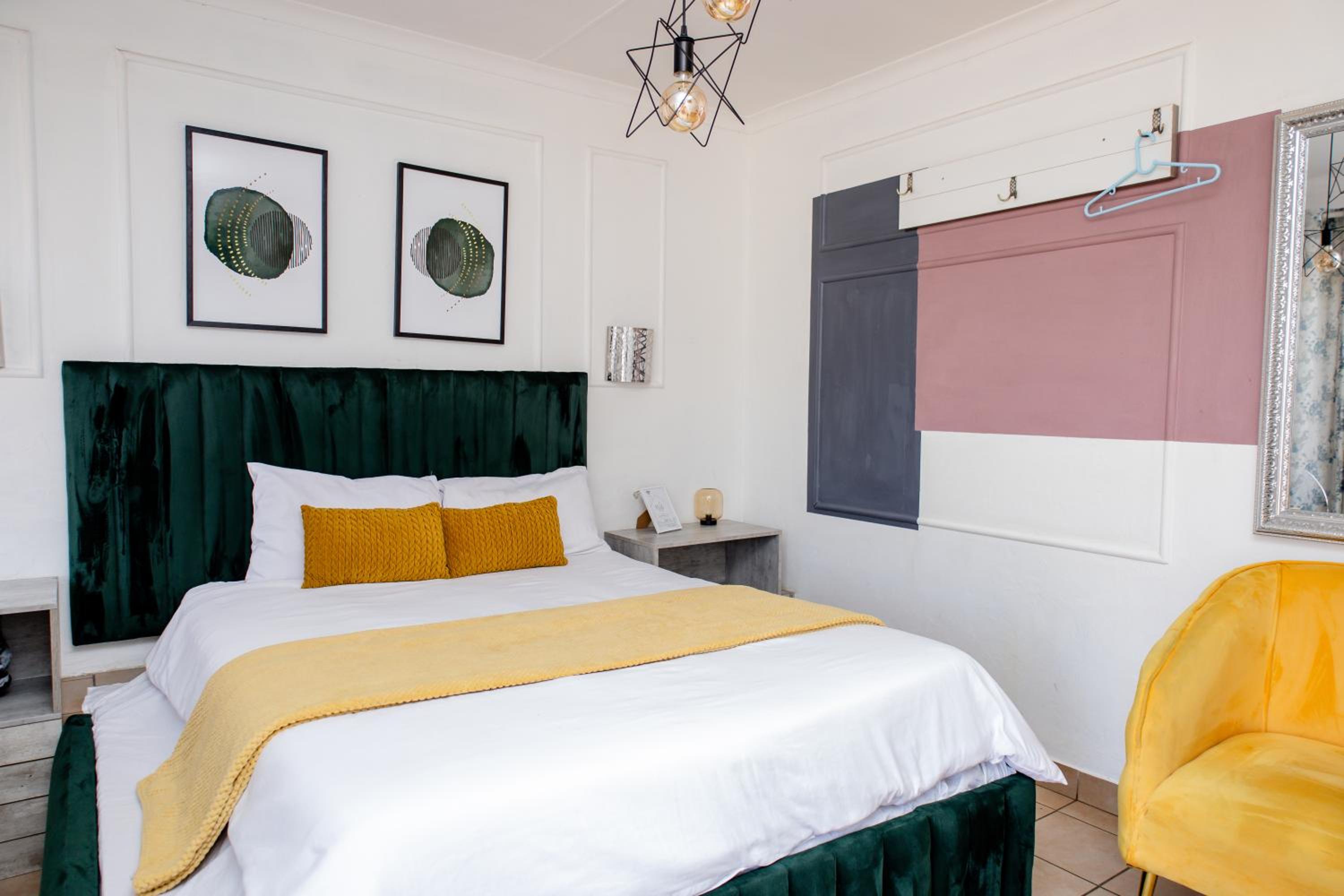 Thabelo Airport Lodge