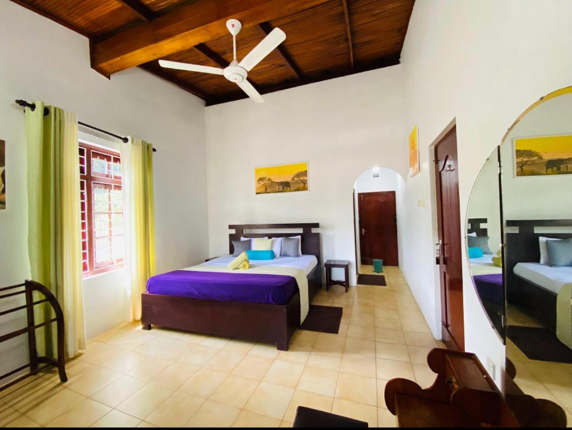 Kandy Hideout Where Nature Meets City Comfort view 2