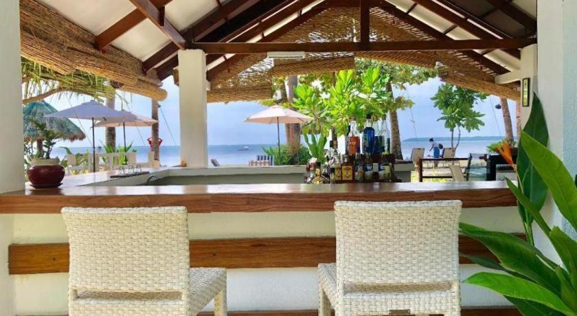 Cherinicole Beach Resort