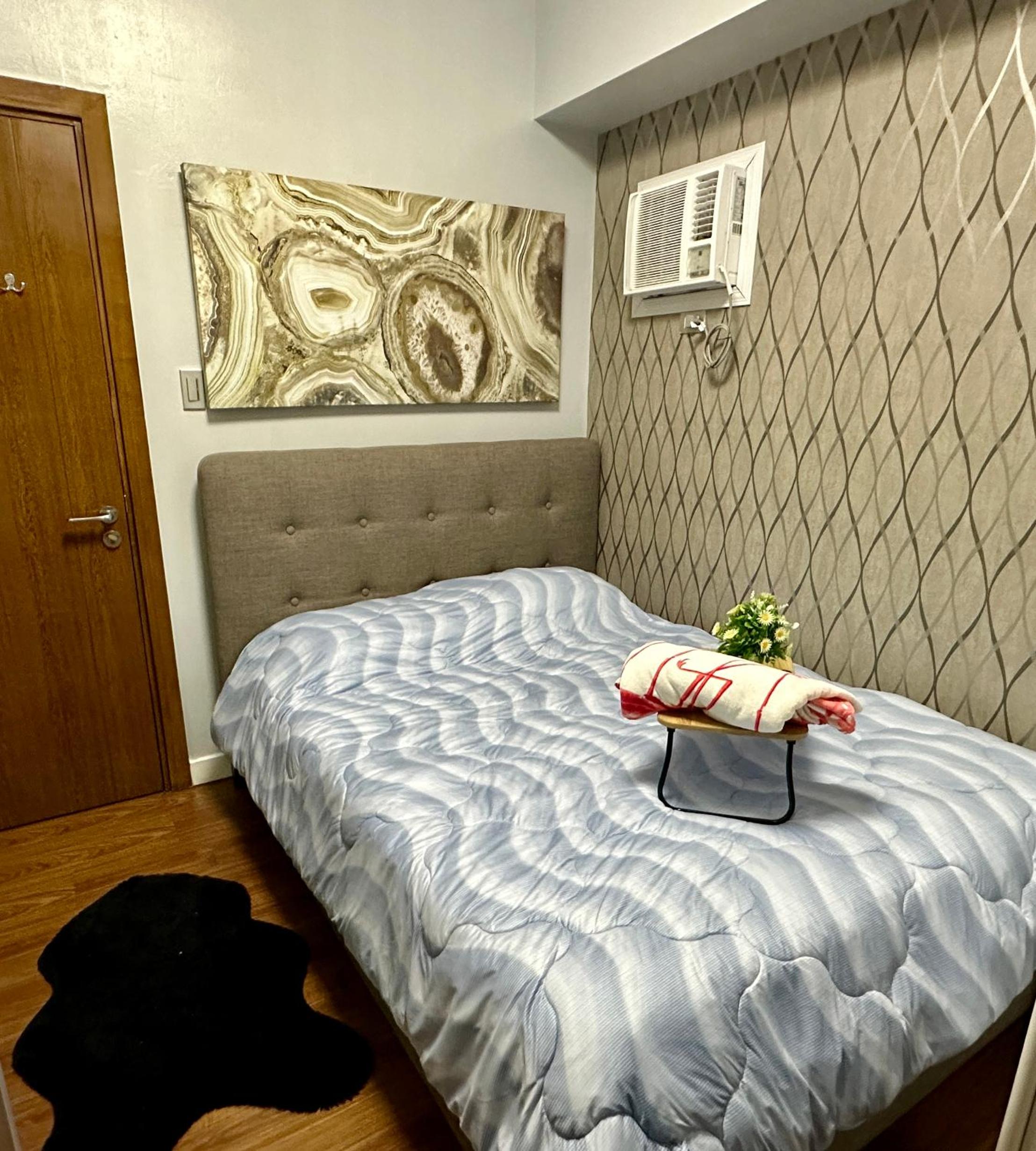 Stay at The Sapphire Bloc Condo, Ortigas Pasig City view 2