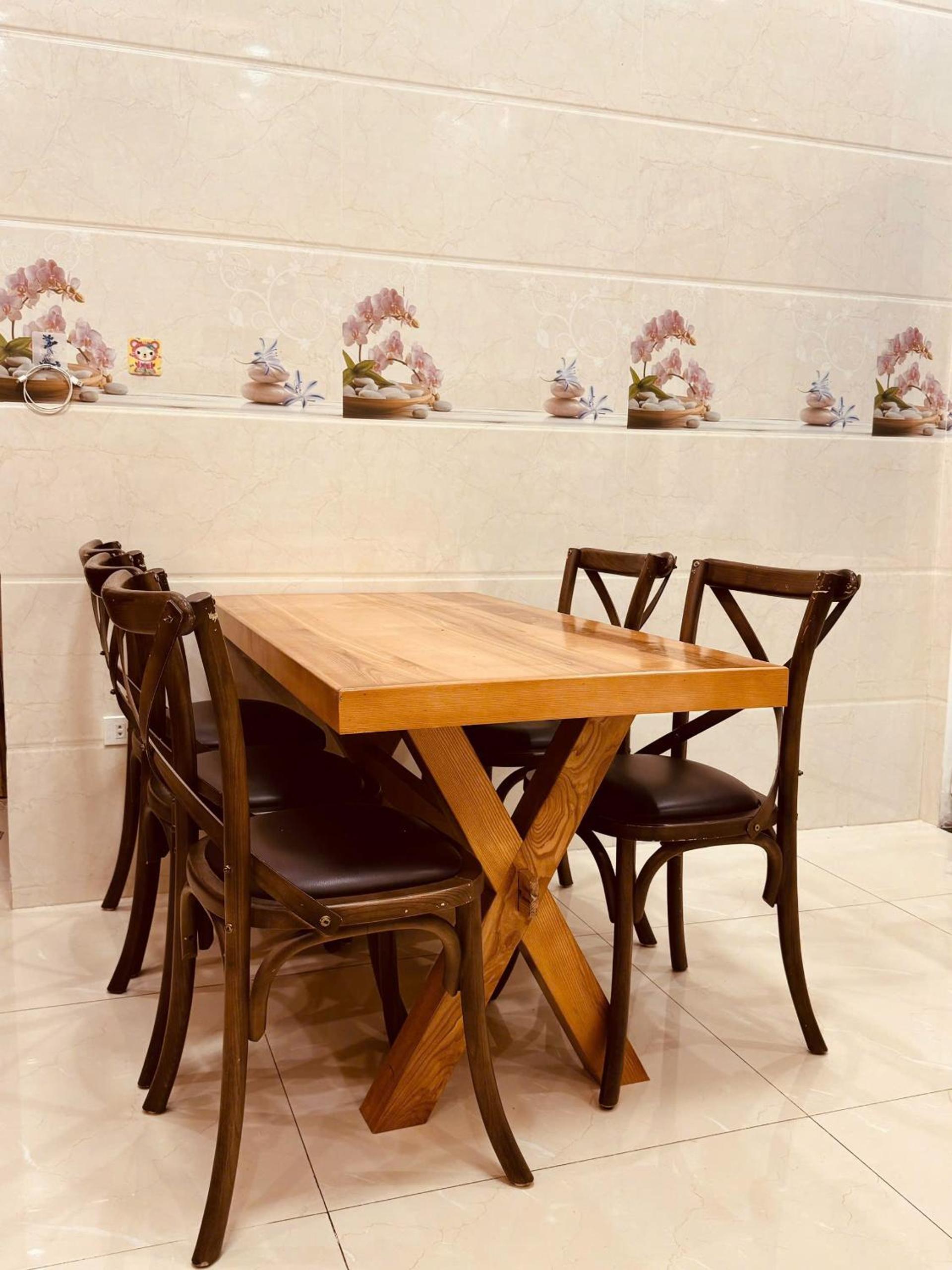 Dalat Delux Home