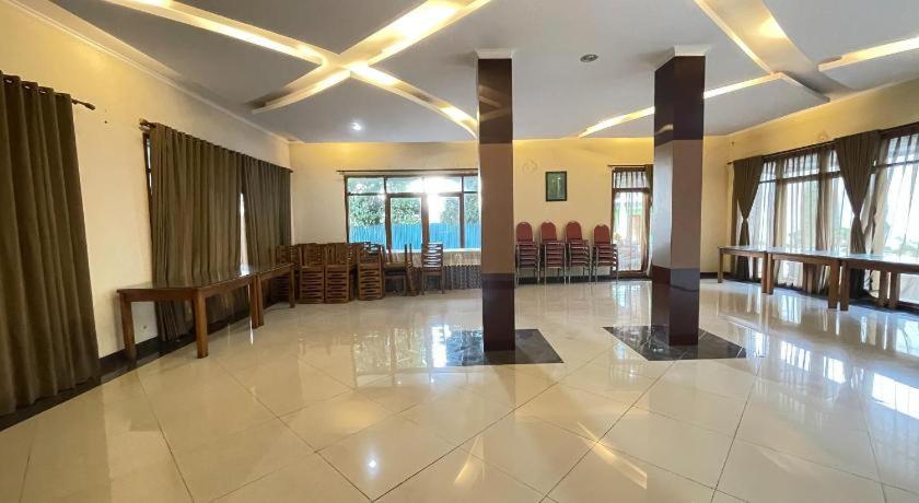 Hotel Cemara Hijau