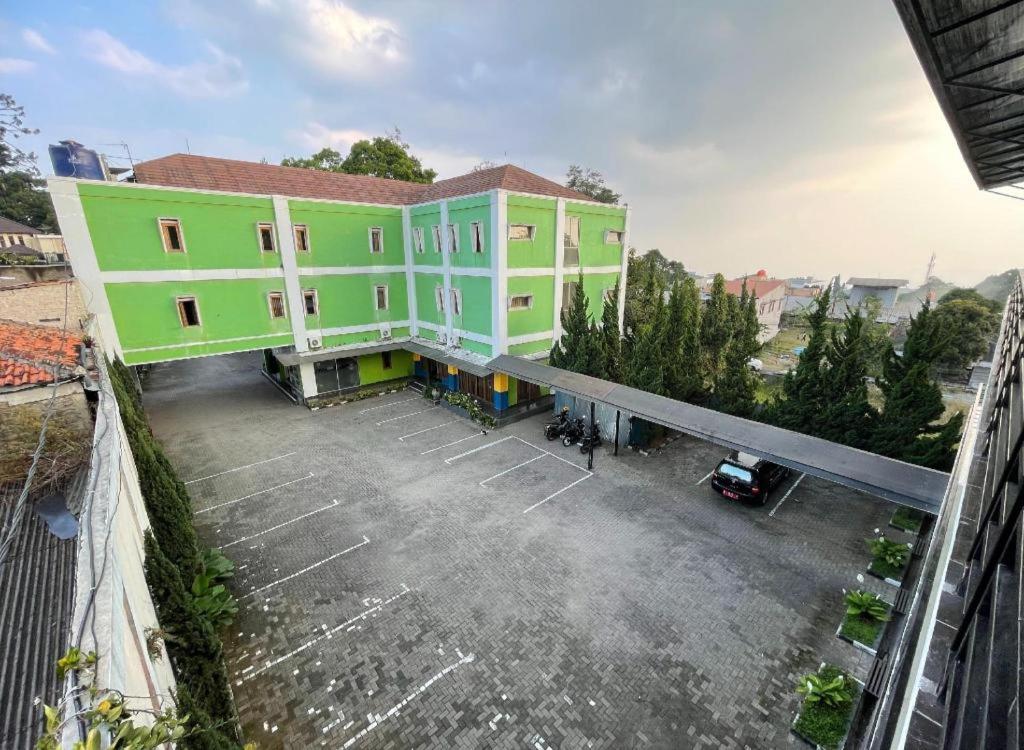 Hotel Cemara Hijau
