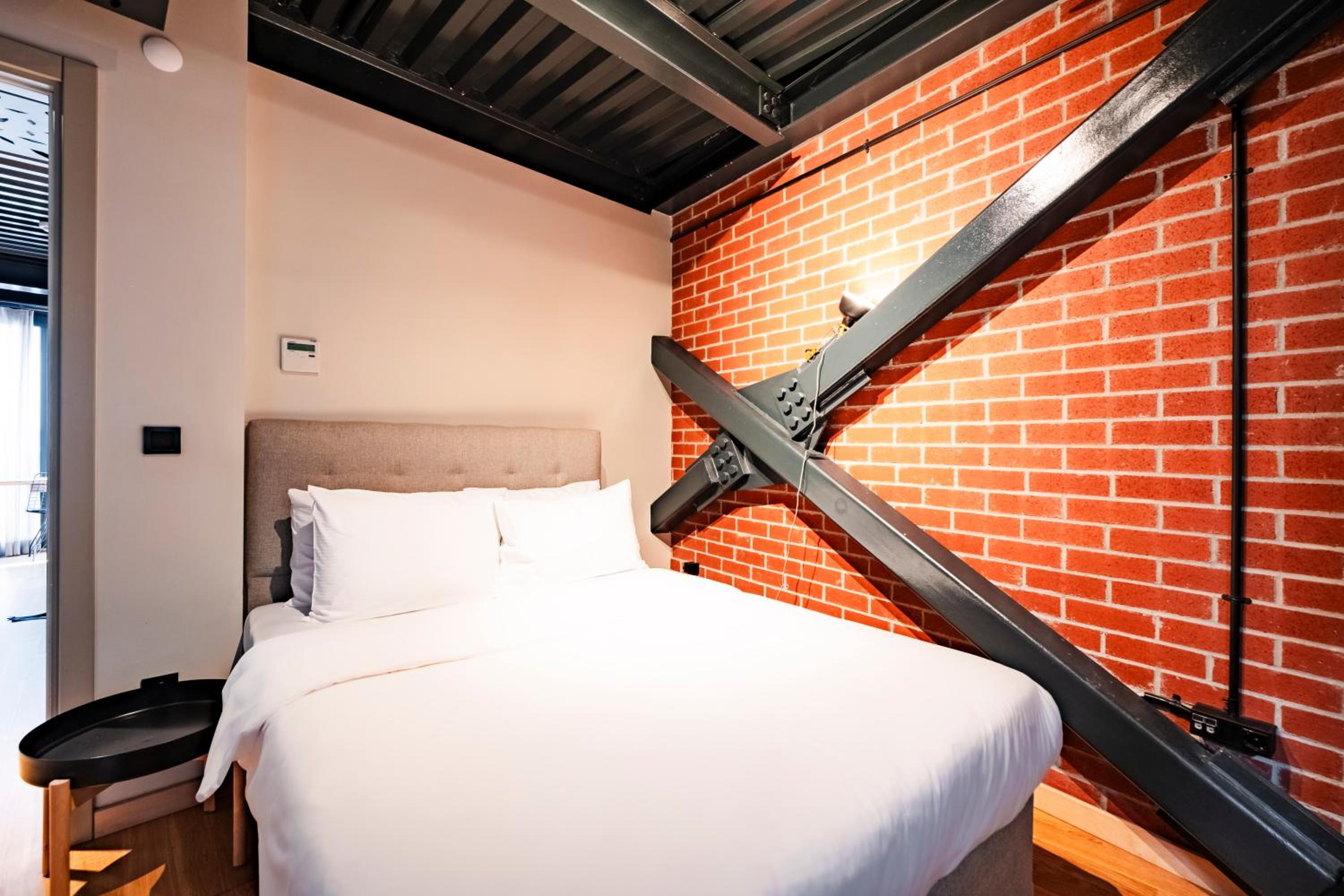 Homie Suites - ''Loft 27'' Urban Comfort Suites in the Heart of Cihangir