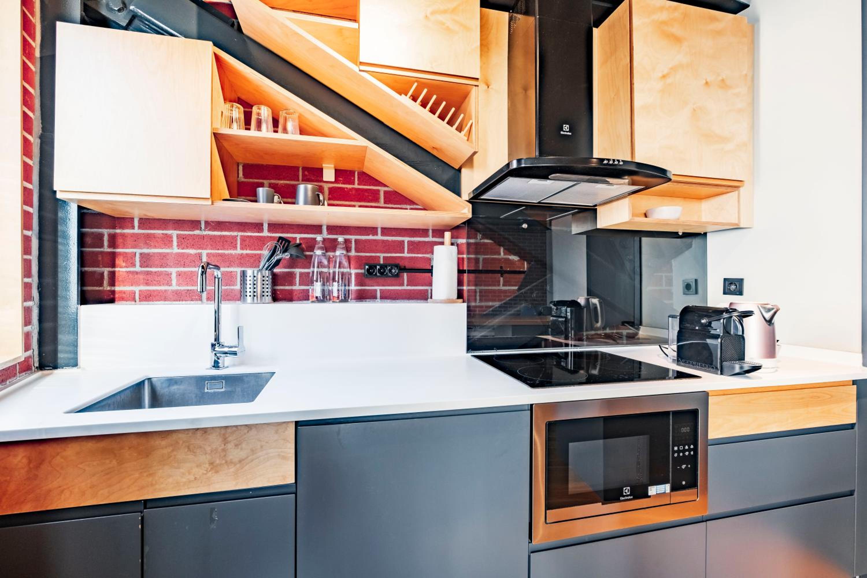 Homie Suites - ''Loft 27'' Urban Comfort Suites in the Heart of Cihangir