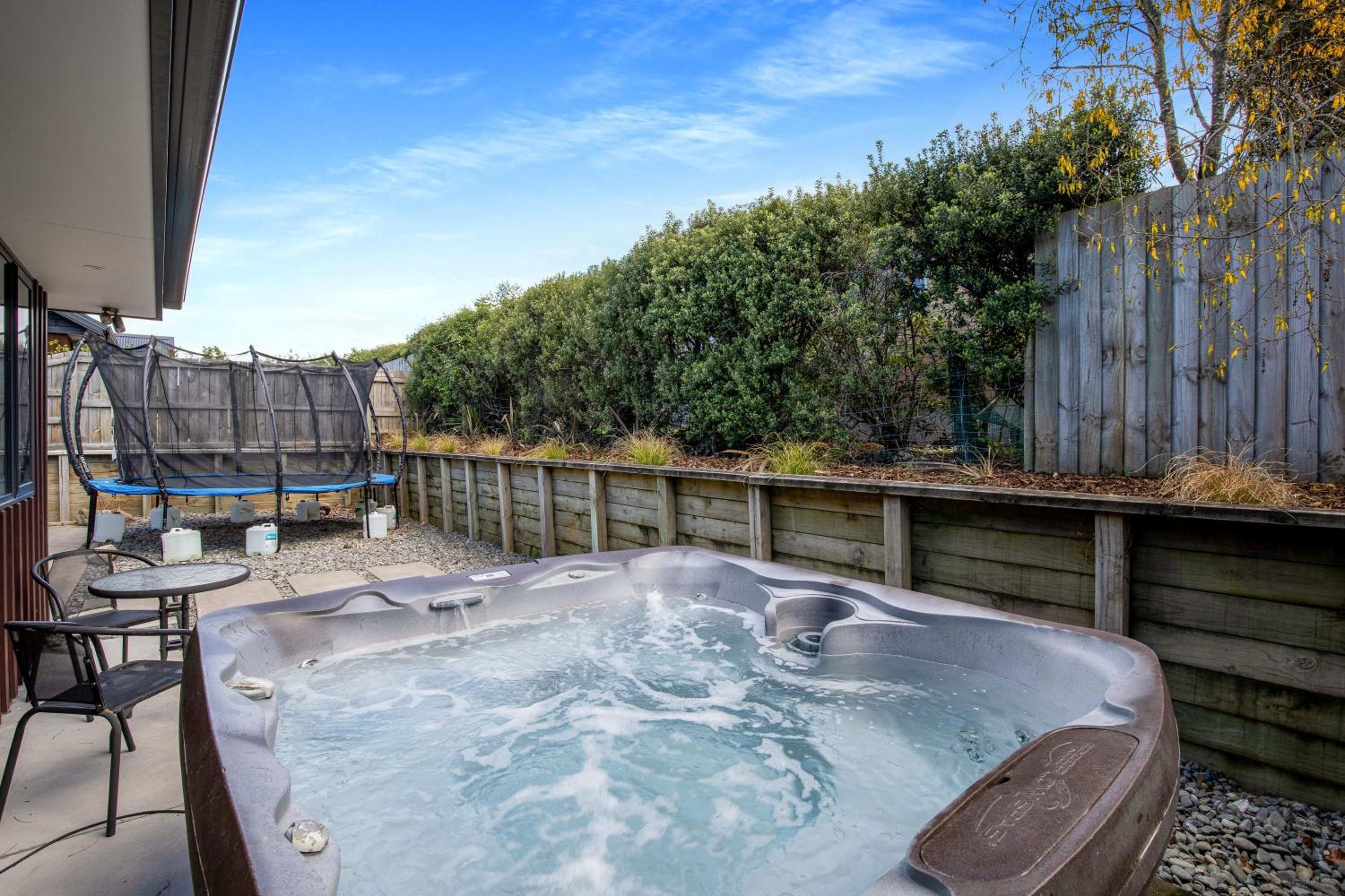 Happy Hanmer - Hanmer Springs Holiday Home view 2