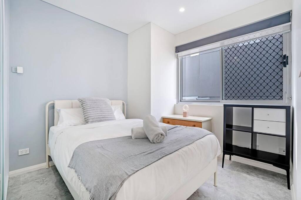 Central 4BR Duplex Apt with Terrace in Ultimo