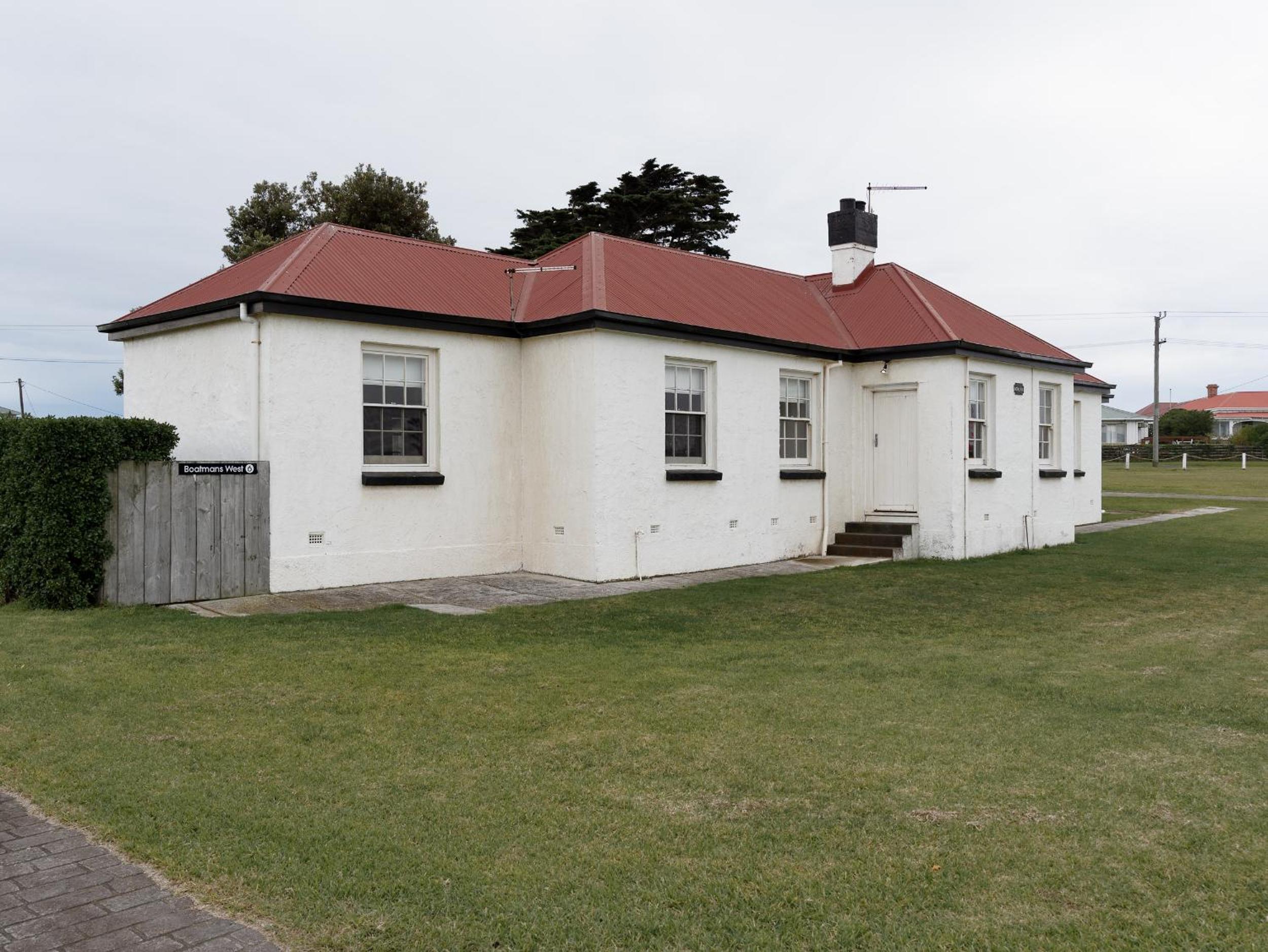 Low Head Pilot Station