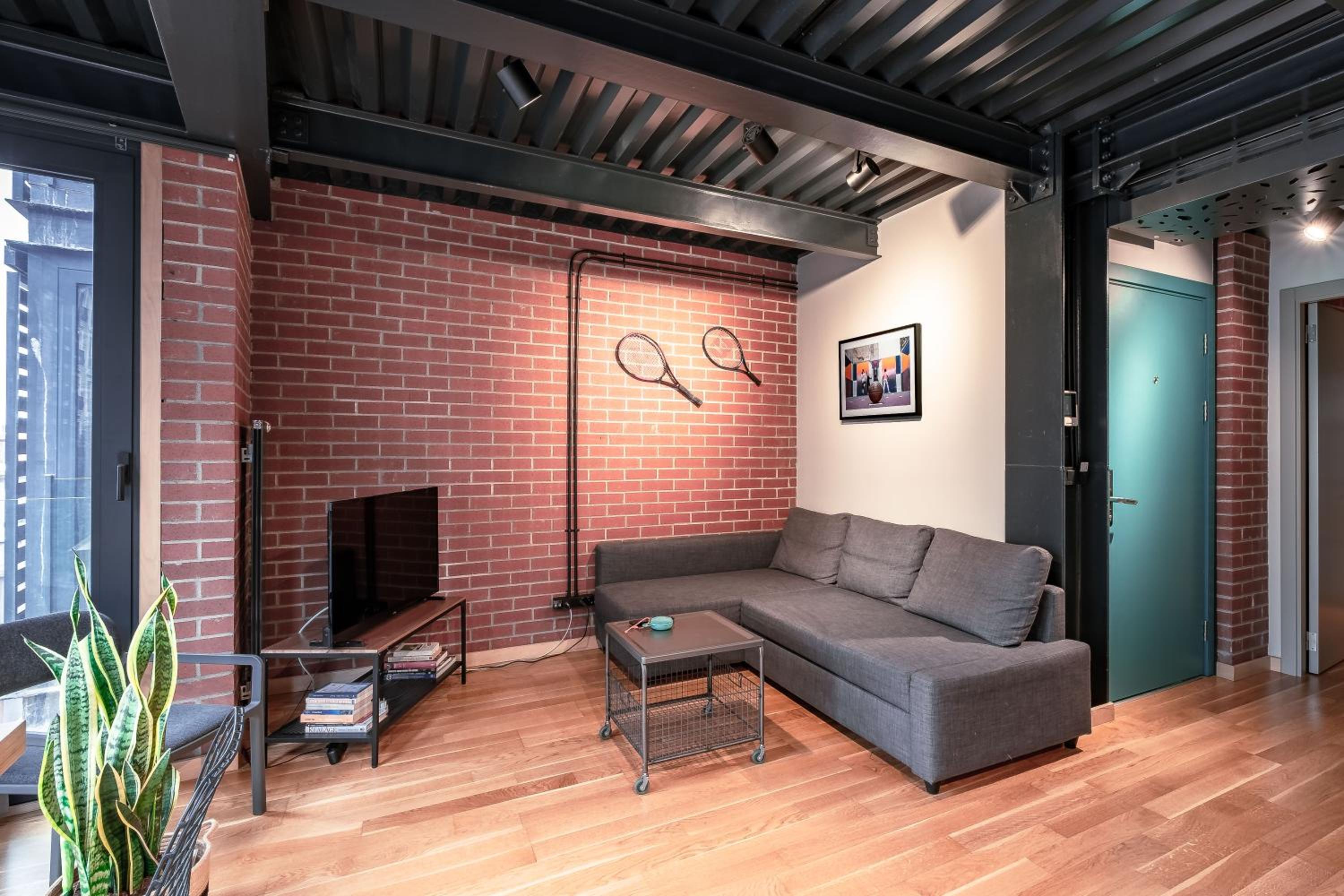 Homie Suites - ''Loft 27'' Urban Comfort Suites in the Heart of Cihangir