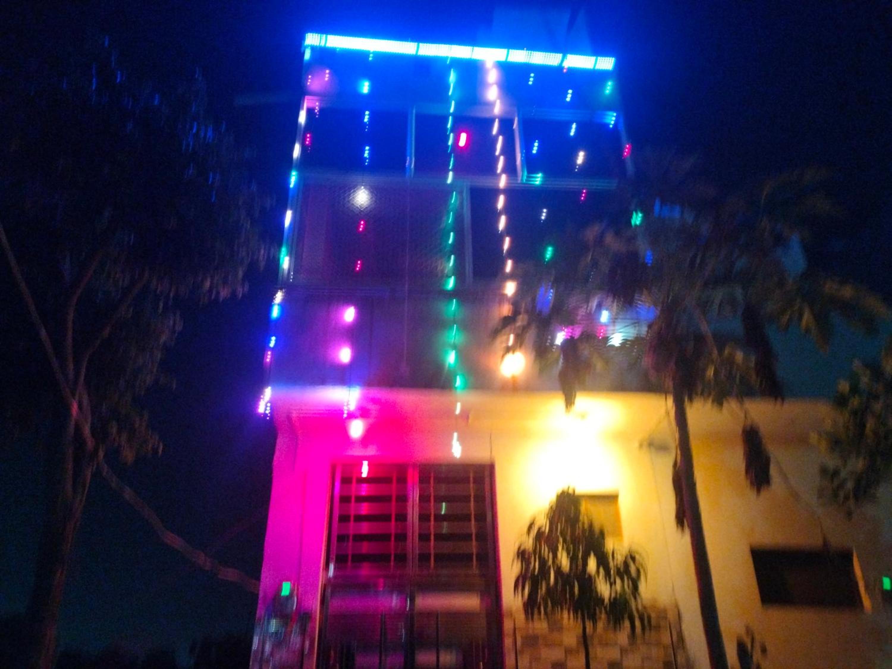 PRIYAMVADA FAMILY HOMESTAY