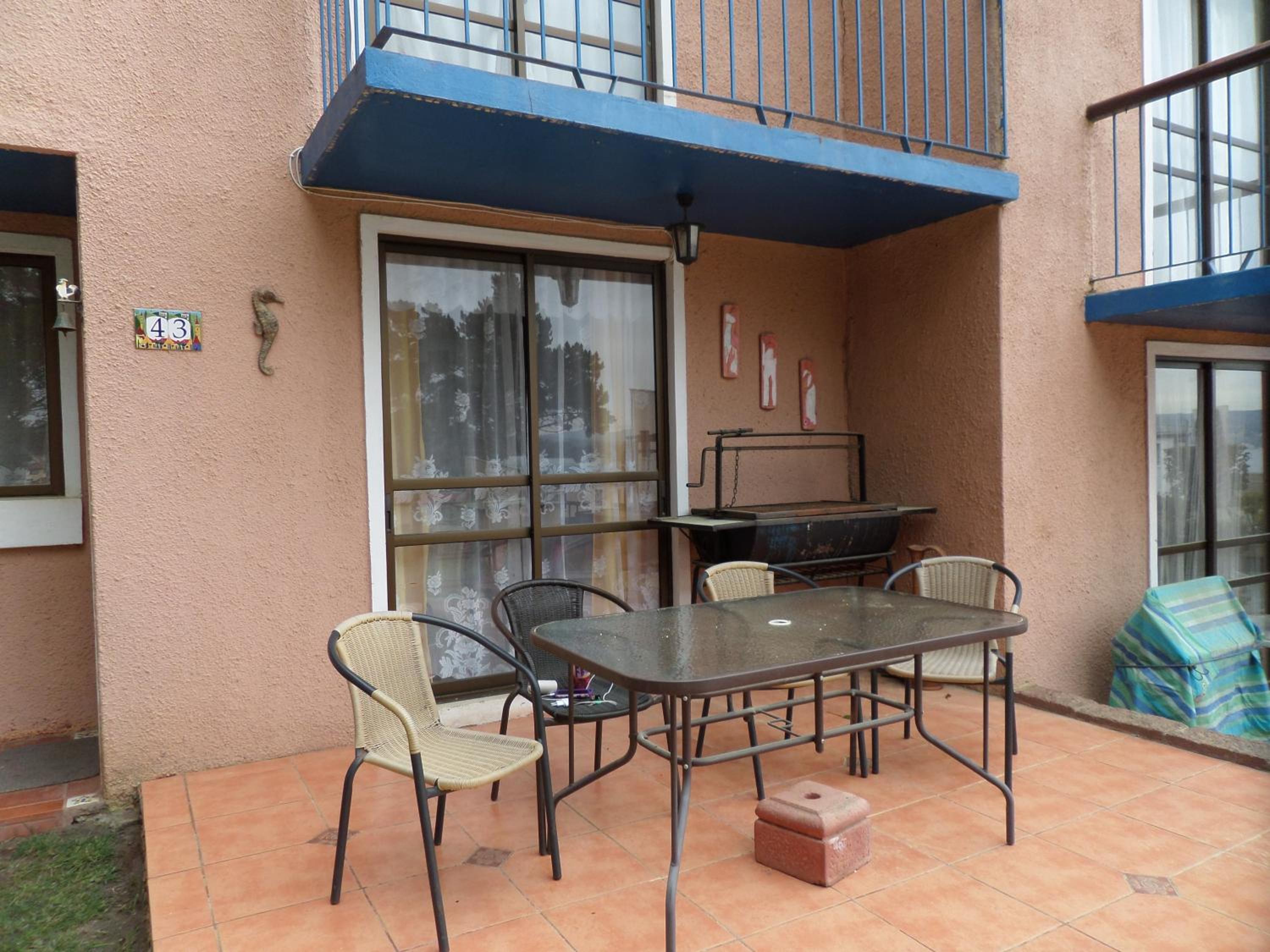 Casa en condominio ALGARROBO
