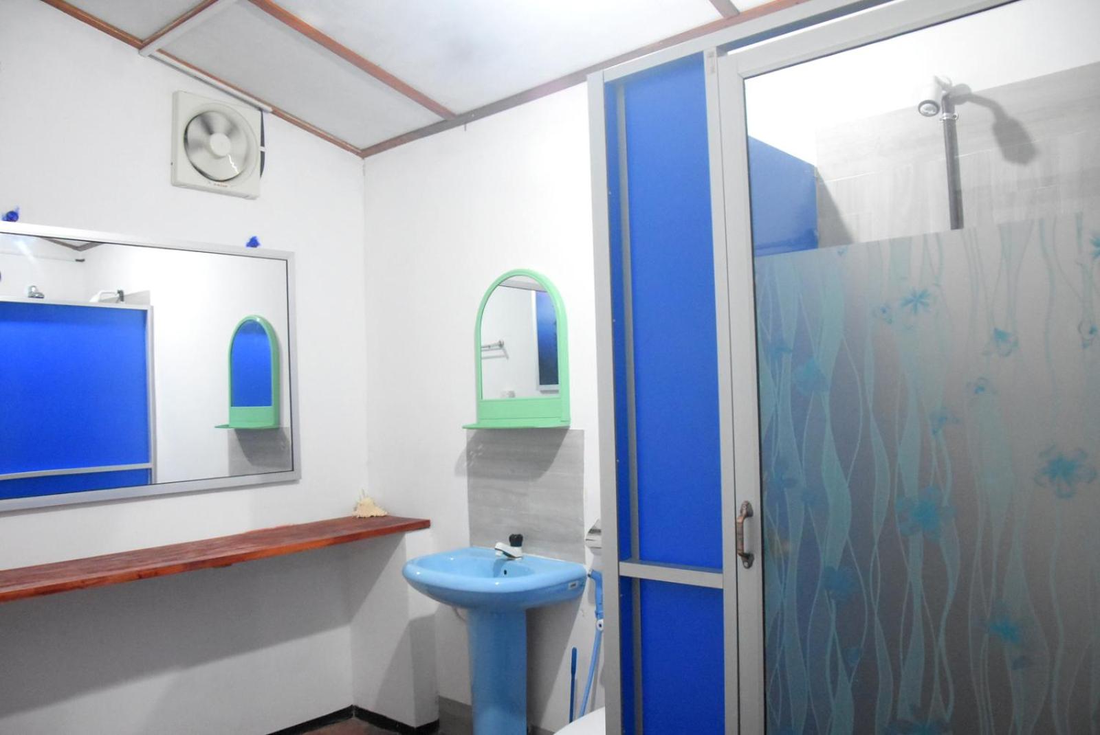 Meera Homestay & Guest House