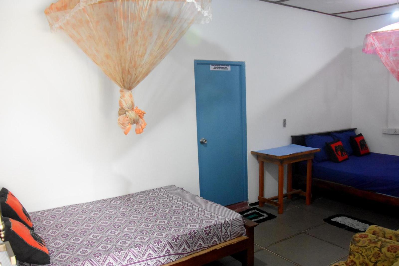 Meera Homestay & Guest House