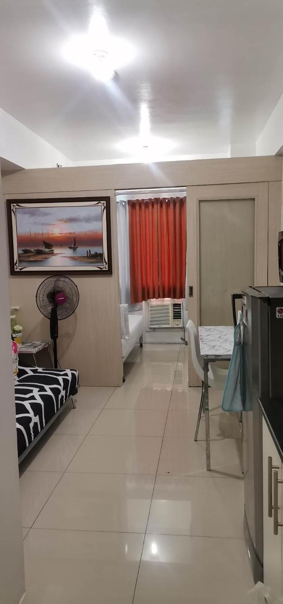 Moa Staycation pasay by mj