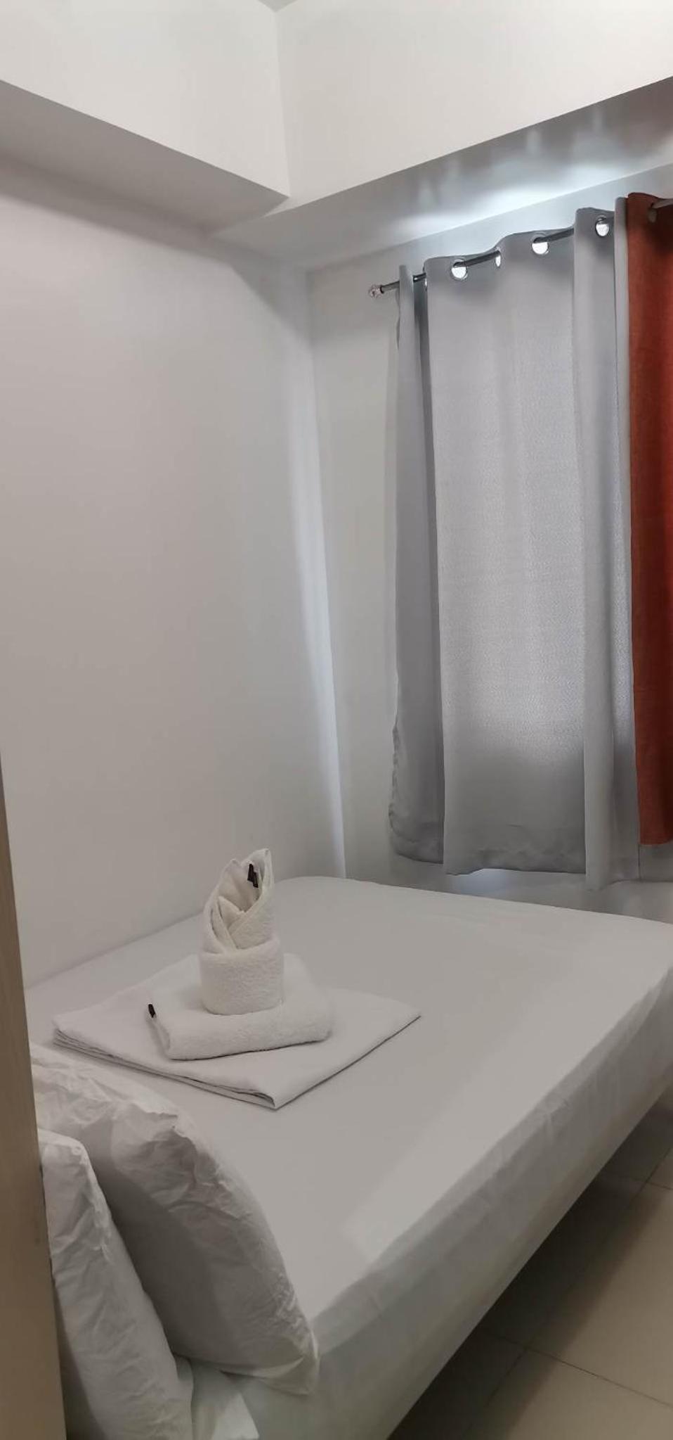Moa Staycation pasay by mj