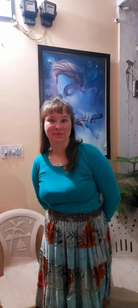 MOTHER HOMESTAY