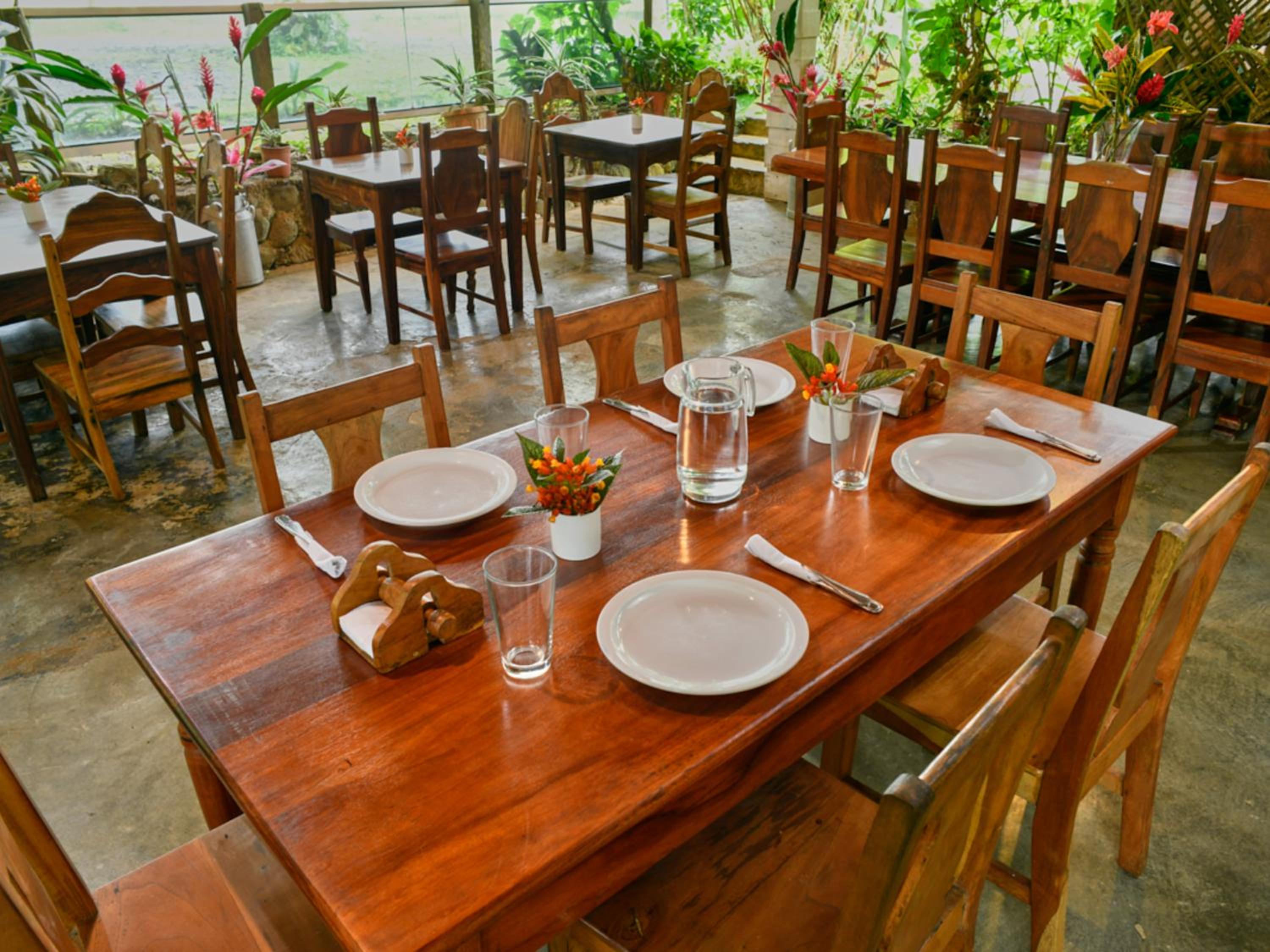 Santa Maria Volcano Lodge Hotel & Restaurante